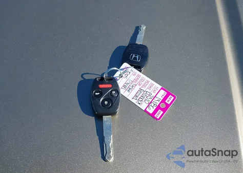 2010 Honda Accord 3.5 Ex-L из США, поврежденный, VIN 1HGCP3F8XAA016100